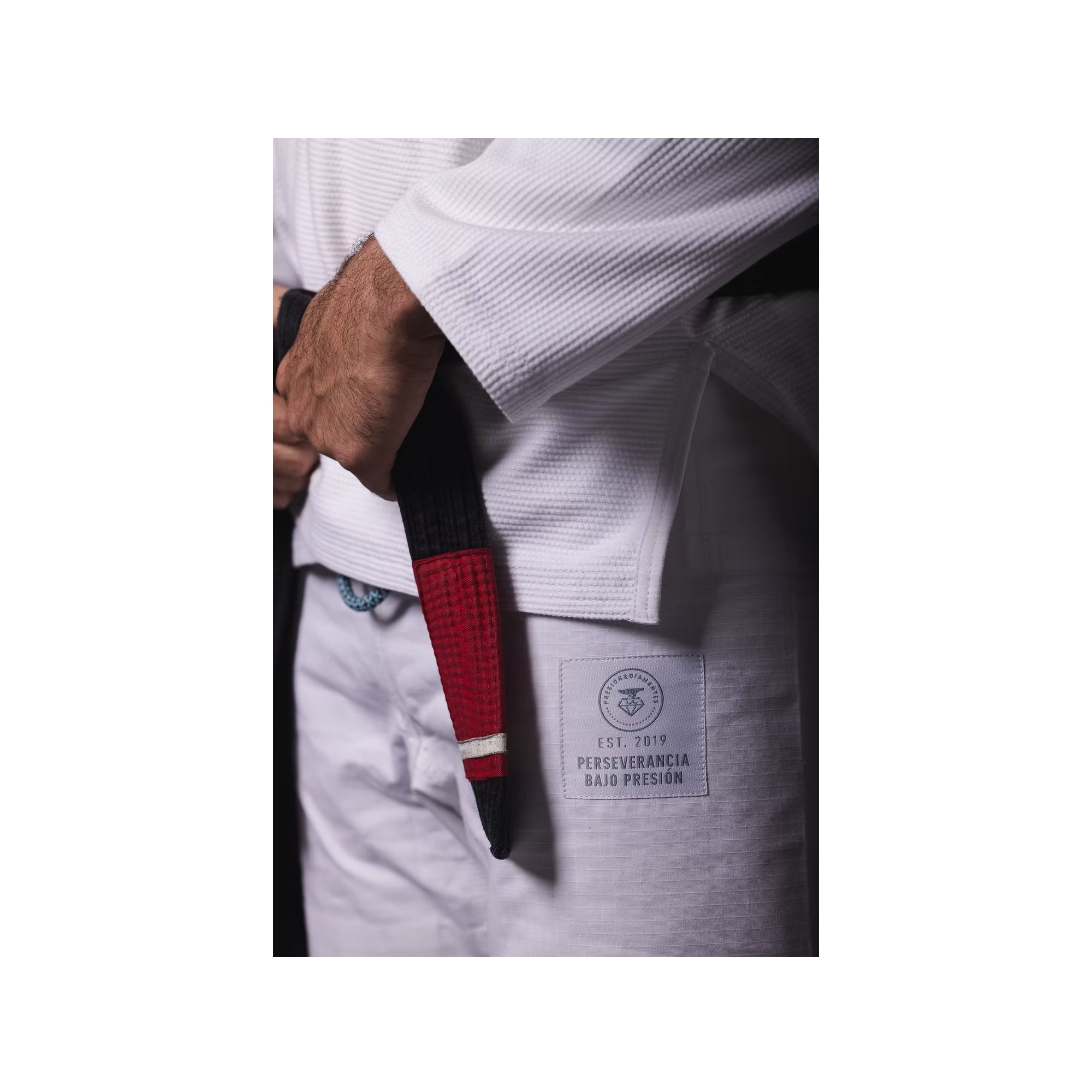 Presión y Diamantes La Conquista Jiu-Jitsu Gi