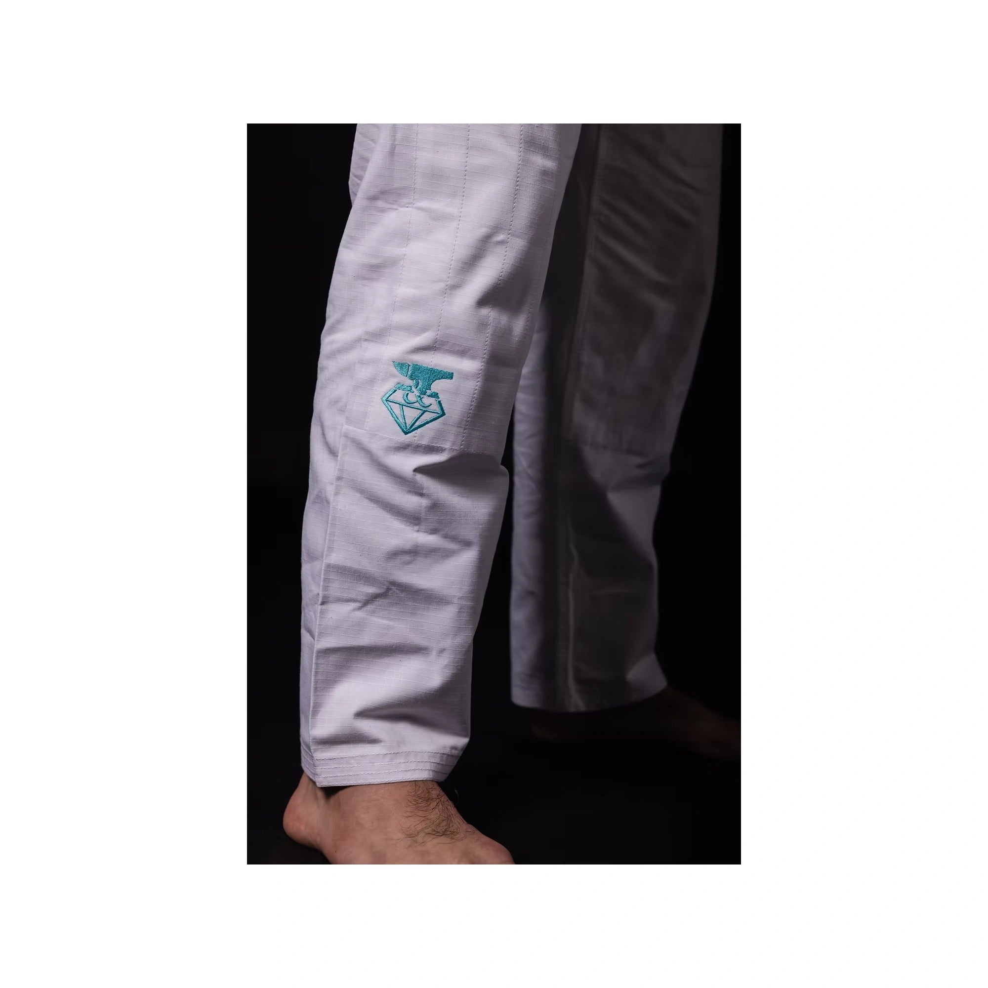 Presión y Diamantes La Conquista Jiu-Jitsu Gi