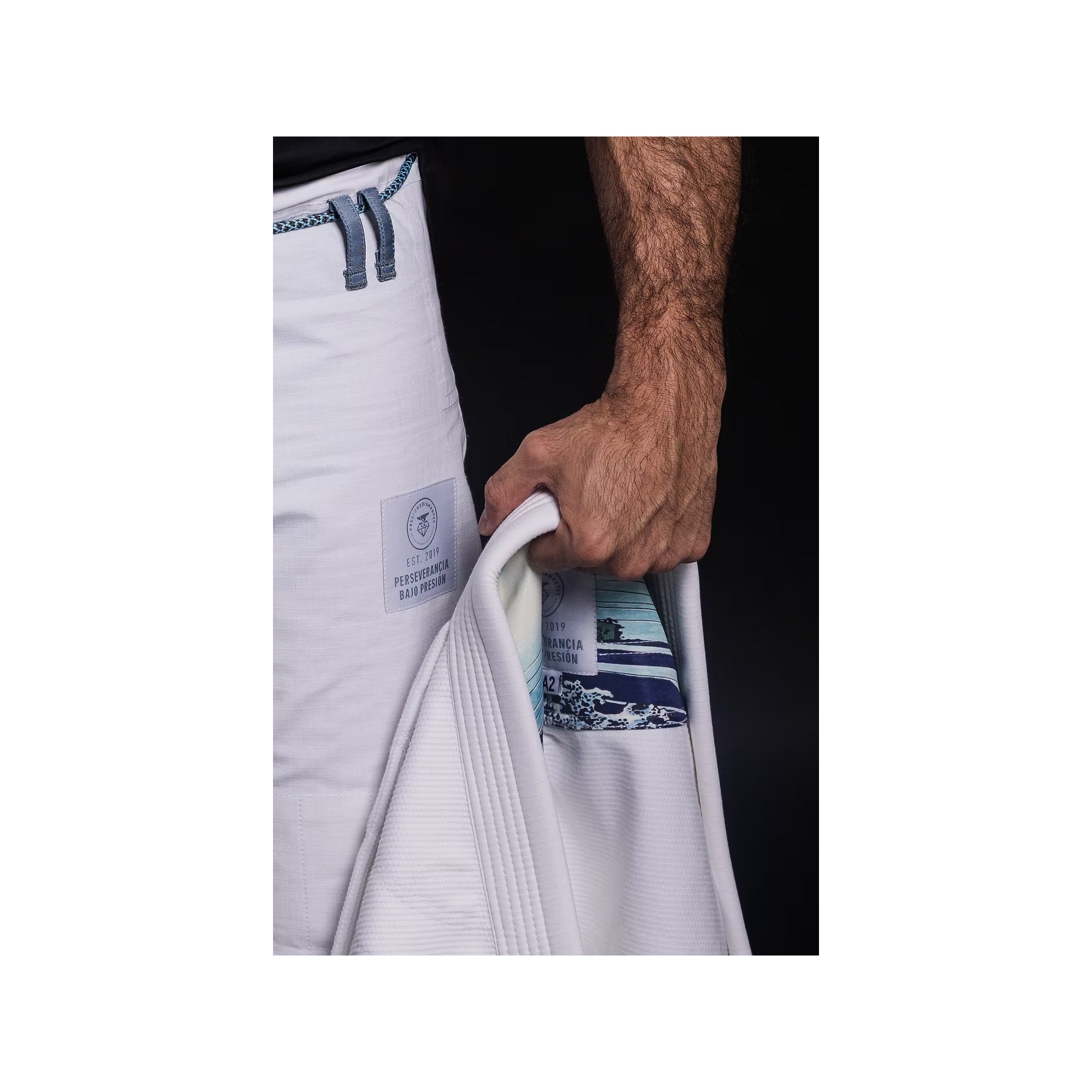 Presión y Diamantes La Conquista Jiu-Jitsu Gi