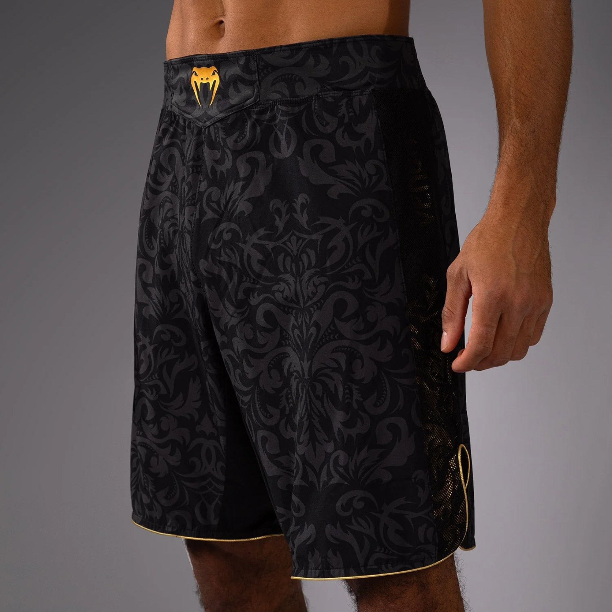 Venum Ilia Topuria Fight Shorts Edición Unmatched